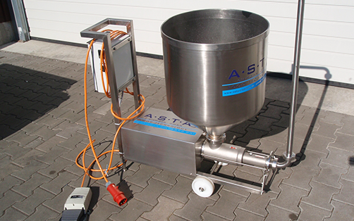 Small scale cheese making equipment